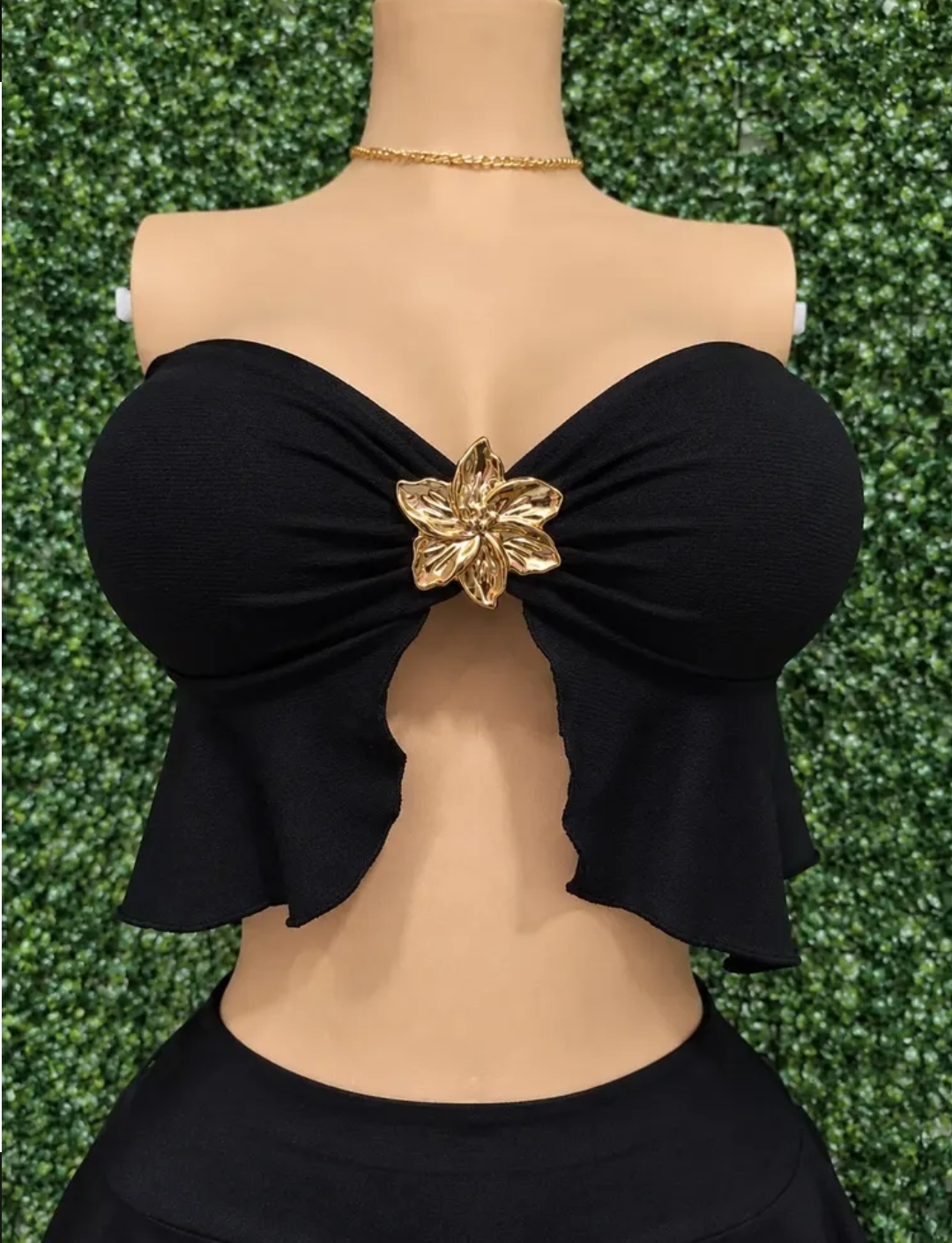 CROP TOP BRASILEÑO NEGRO AJUSTE PERFECTO.6